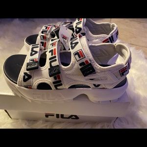 Fila Shoes Sport Womens White Slides Sandals Size 78 Sport Womens White Slides Sandals Size 78
